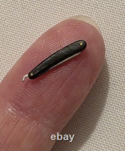 RARE! 112 dolls house Miniature ARTISAN DANNY SHOTTON. CUT THROAT RAZOR