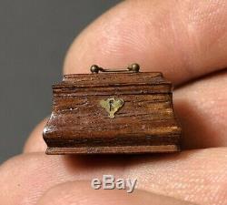 RARE Authentic Bill Robertson Miniature Chippendale Georgian Tea Caddy 1976