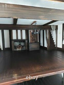 Robert Stubbs Dolls House Tudor