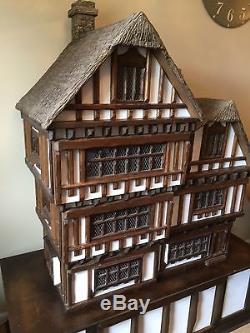 Robert Stubbs Tudor Dolls House Mansion