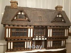 Robert Stubbs Tudor Manor Dolls House 1/12 Scale Used excellent condition