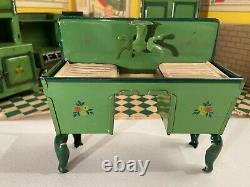 Scarce HOGE Toy c. 1930 Miniature Tin Dollhouse Furniture Kitchen Room Set in Box