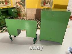 Scarce HOGE Toy c. 1930 Miniature Tin Dollhouse Furniture Kitchen Room Set in Box