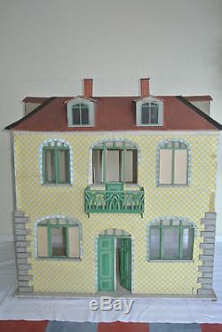 Schönes ur altes großes Puppenhaus mit Balkon um 1900