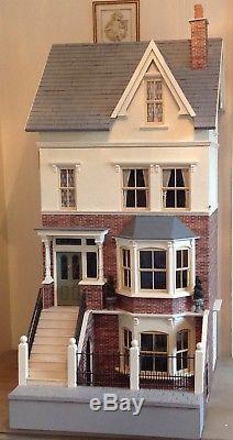 Sid Cooke'Highgate' Dolls house