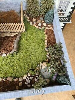 Smugglers cottage dolls house with garden 1.12th
