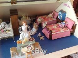 Stunning 4 Storey Dolls House Complete With Furniture