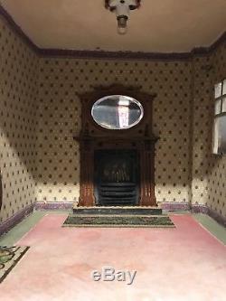 Stunning Original Antique Dolls House, Circa Early 1900s