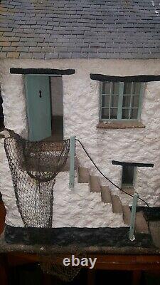 Stunning fishermens Cottage Dolls House 360 degree finish Museum Quality