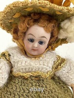 Superb Antique Vintage Miniature Mignonette Bisque & Comp Dolls House Doll