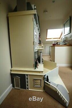 The Dolls House Emporuim Grosvenor Hall and Basement