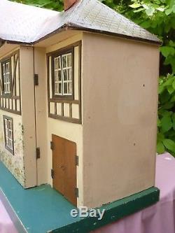 Tri-ang Triang No77 Dolls House Vintage 1948-1954 Massive all Original Untouched