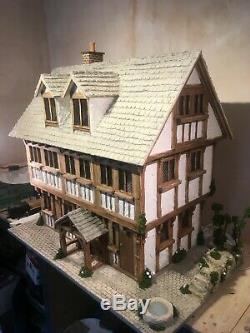 Tudor Manor House, Miniature, Dolls House