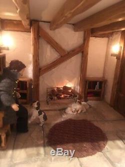 Tudor Manor House, Miniature, Dolls House