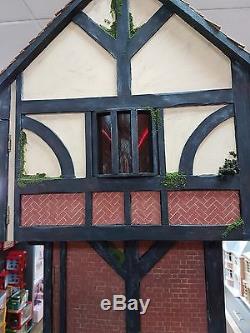 Tudor dolls house 11/2 scale