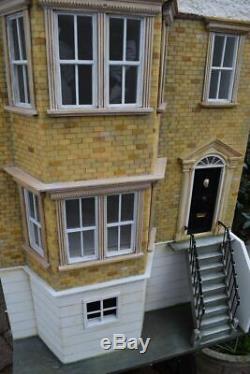 Unique British made dollshouse freshly professionally renovated large rooms OOAK