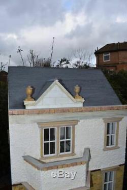 Unique British made dollshouse freshly professionally renovated large rooms OOAK