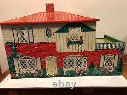 VINTAGE T. COHN INC. TIN LITHO DOLLHOUSE & LOTS of RENWAL FURNITURE. No rust