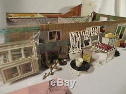 VTG MARX Tin Contemporary 5025 Lift Off Roof Ranch Rambler Dollhouse & Furniture