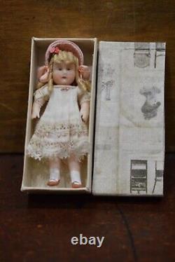 Victoria Heredia Guerbos Doll Artist 1/12th Scale Dolls House Miniature Doll 6cm