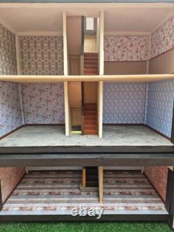 Victorian Dollhouse Renovated 3 Storey Miniature World Dollshouse