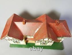 Vintage 1930's Triang Mock Tudor dolls house, large size dollhouse