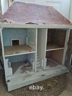 Vintage Antique Lines Brothers triang DH8 Dolls House for restoration