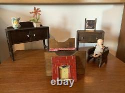 Vintage Antique Wooden Miniature Hand Made Apprentice Dolls House Furniture