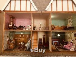 Vintage Homemade Georgian Style Dolls House With Led Lighting