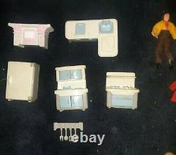Vintage Lundby Dollhouse WithBox, Lot Of Dollhouse Furniture & Dolls #6002