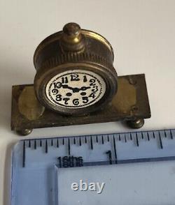 Vintage Miniature Brass Items Ideal For Dolls House Over 50 items (E21)