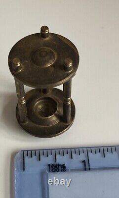 Vintage Miniature Brass Items Ideal For Dolls House Over 50 items (E21)