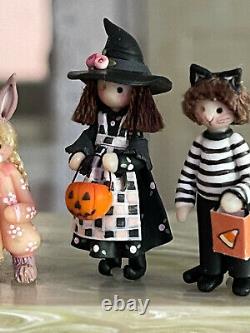 Vintage Miniature Dollhouse Artisan Julie Stevens Clay Halloween Figurines Decor