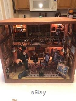 Vintage Miniature Dollhouse Room box DIORAMA ART GALLERY STORE SHOP 16X14X12