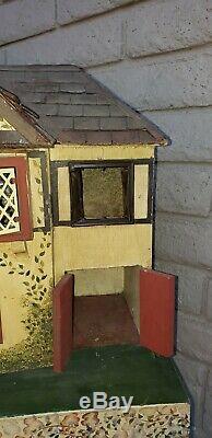 Vintage Tri-Ang Dollhouse English Tudor Style Tin Bay Windows 45x 11x 20