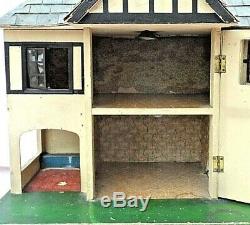 Vintage Tri-ang Dolls House With Electrics All Original Inside & Out Black Windo