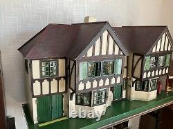 Vintage Triang Dolls House, No. 93, Stockbroker And Contents, Original, 4ft Wide