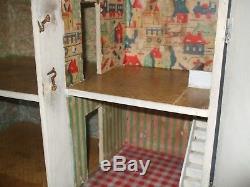 Vintage Triang Dolls house Lines Dolls house no. 24 produced 1937