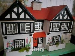 Vintage Triang /Lines Dolls House c. 1937/38