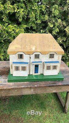 Vintage Triang Thatched Cottage Modelled On Real Cottage Dolls House
