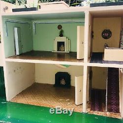 Vintage Ultra Modern 1930s Tri-ang Dolls House