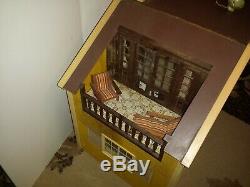 Vintage Village Lundby 2 Story Electric Doll House