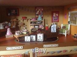 Vintage lundby 4 Level dolls house