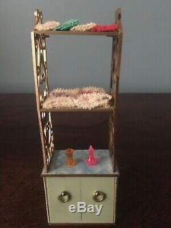 Vtg Dollhouse Furniture Ideal Petite Princess Patti Bathroom Towel Rack & Hamper